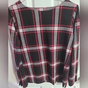 Northern Reflections Windowpane sweater size small
